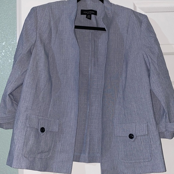 Perceptions 2 piece - Picture 4 of 7